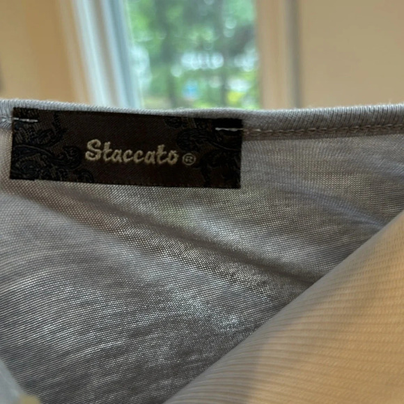 Staccato Mixed Media, Hi-lo Top, Medium, Like new condition - Picture 5 of 6